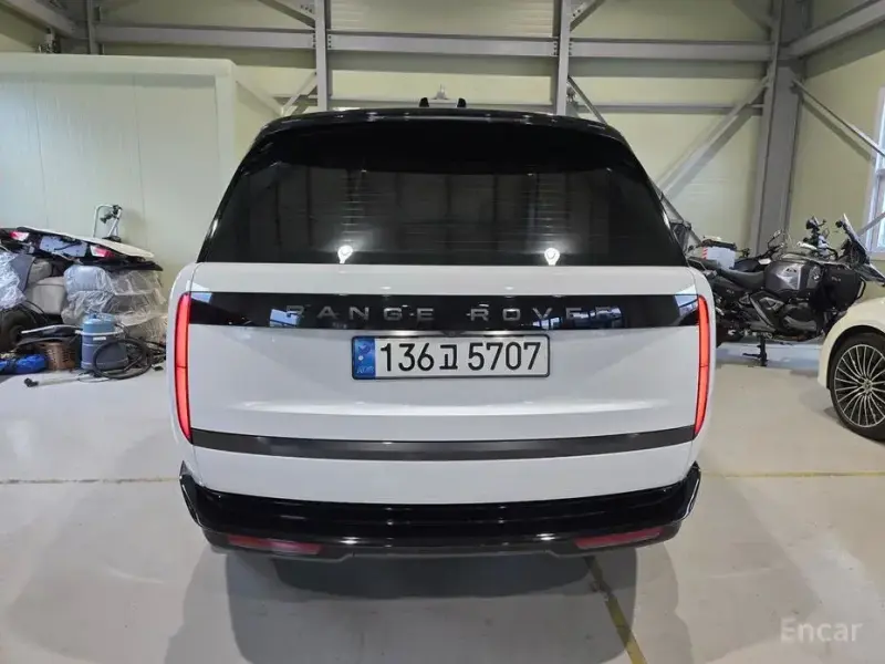 2024 Land Rover Range Rover с пробегом 23 431 км