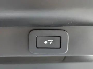 2024 Land Rover Range Rover с пробегом 15 870 км