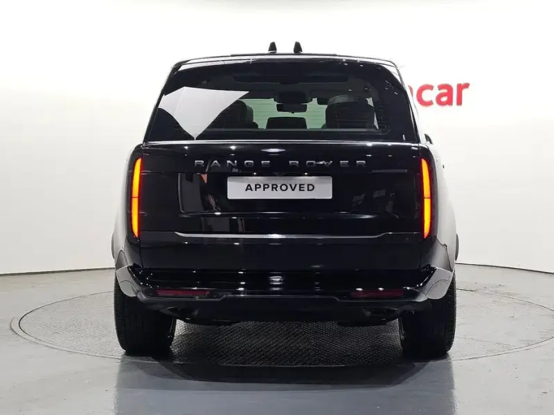 2025 Land Rover Range Rover с пробегом 2 275 км
