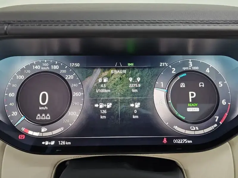 2025 Land Rover Range Rover с пробегом 2 275 км