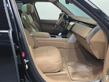 2025 Land Rover Range Rover с пробегом 7 878 км