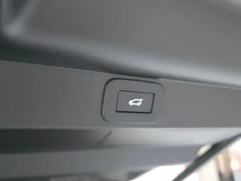 2025 Land Rover Range Rover с пробегом 3 250 км