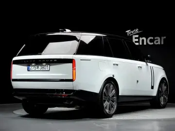 2025 Land Rover Range Rover с пробегом 7 812 км