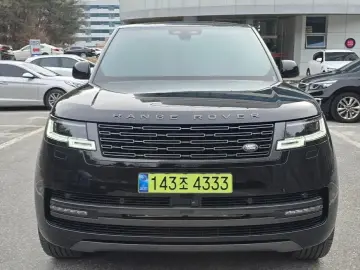 2025 Land Rover Range Rover с пробегом 10 000 км