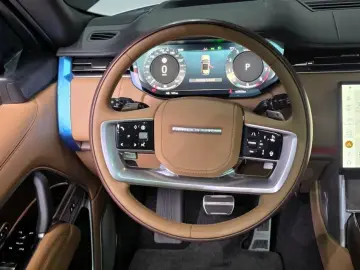 2025 Land Rover Range Rover с пробегом 7 812 км