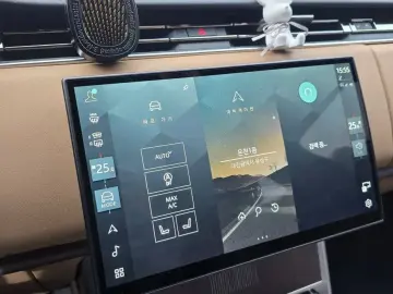 2025 Land Rover Range Rover с пробегом 10 000 км