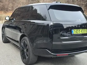 2025 Land Rover Range Rover с пробегом 10 000 км