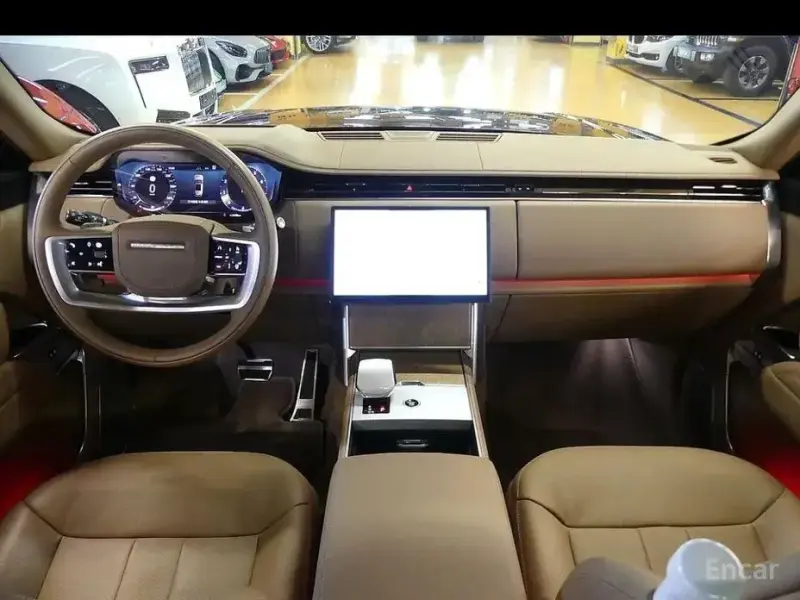 2024 Land Rover Range Rover с пробегом 7 400 км