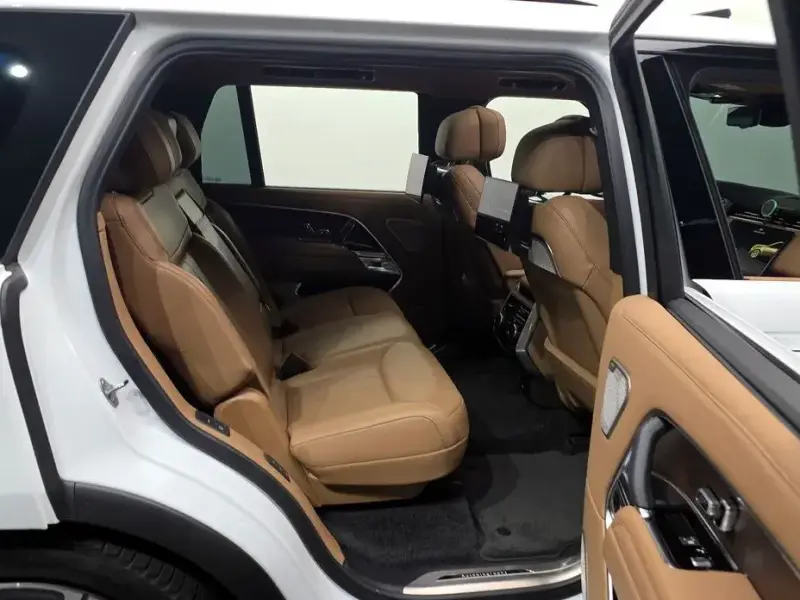 2023 Land Rover Range Rover с пробегом 66 081 км
