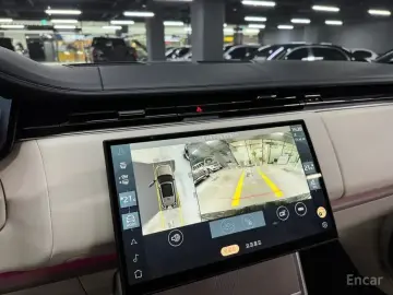 2025 Land Rover Range Rover с пробегом 4 200 км