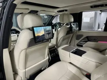 2025 Land Rover Range Rover с пробегом 4 200 км