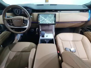2025 Land Rover Range Rover с пробегом 4 170 км
