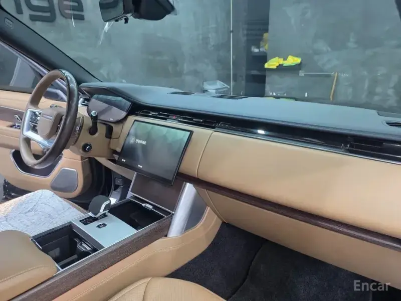 2024 Land Rover Range Rover с пробегом 36 200 км