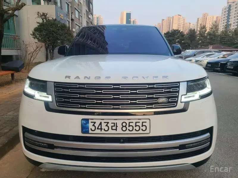 2023 Land Rover Range Rover с пробегом 17 346 км