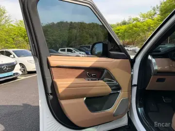 2024 Land Rover Range Rover с пробегом 10 920 км