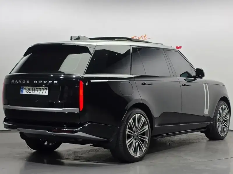 2024 Land Rover Range Rover с пробегом 18 208 км