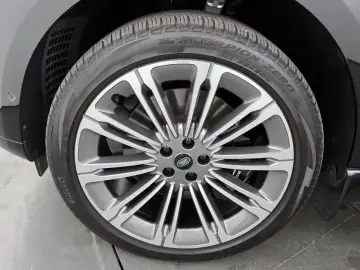 2024 Land Rover Range Rover с пробегом 18 208 км