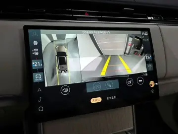2024 Land Rover Range Rover с пробегом 18 208 км