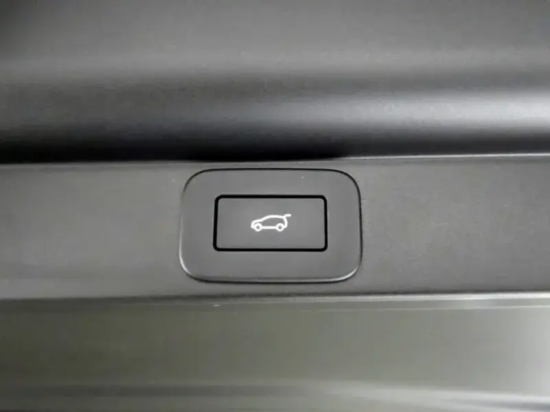 2024 Land Rover Range Rover с пробегом 18 208 км