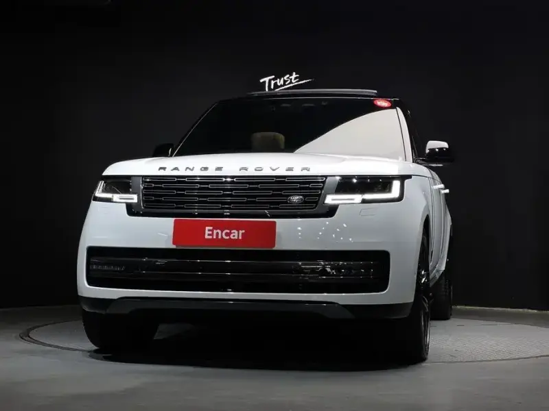 2025 Land Rover Range Rover с пробегом 10 120 км