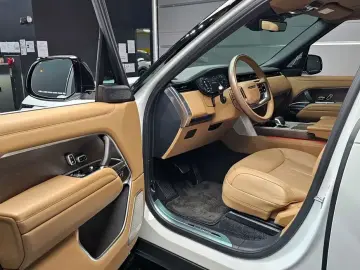 2025 Land Rover Range Rover с пробегом 10 120 км