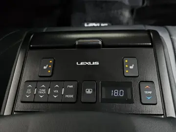 2021 Lexus ES с пробегом 43 704 км