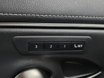 2021 Lexus ES с пробегом 43 704 км