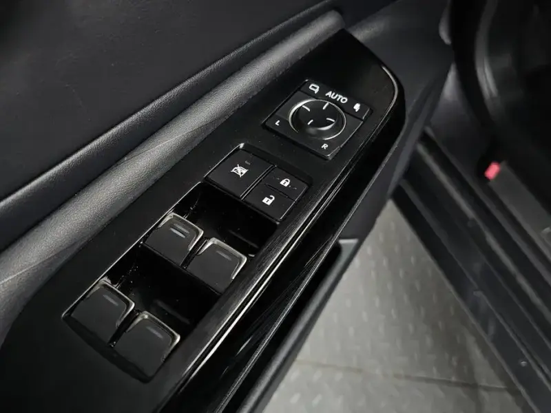2021 Lexus ES с пробегом 43 704 км