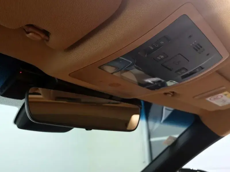 2023 Lexus ES с пробегом 14 092 км