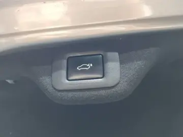 2022 Lexus ES с пробегом 52 111 км