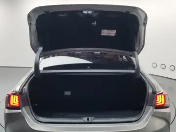 2022 Lexus ES с пробегом 52 111 км
