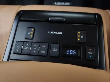 2022 Lexus ES с пробегом 52 111 км