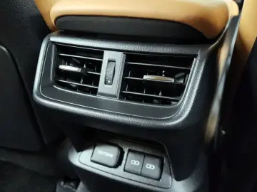 2024 Lexus ES с пробегом 33 670 км