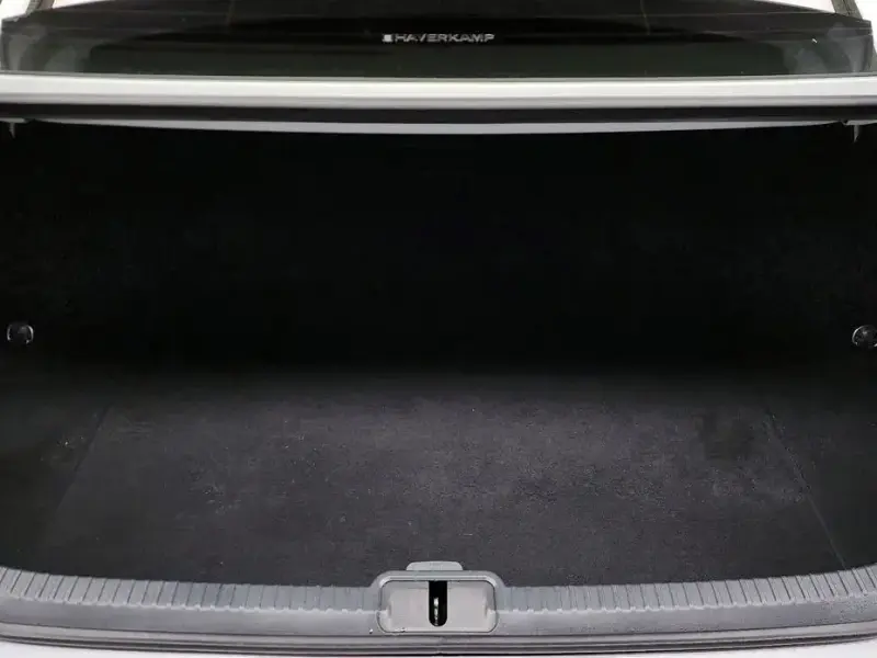 2024 Lexus ES с пробегом 33 670 км