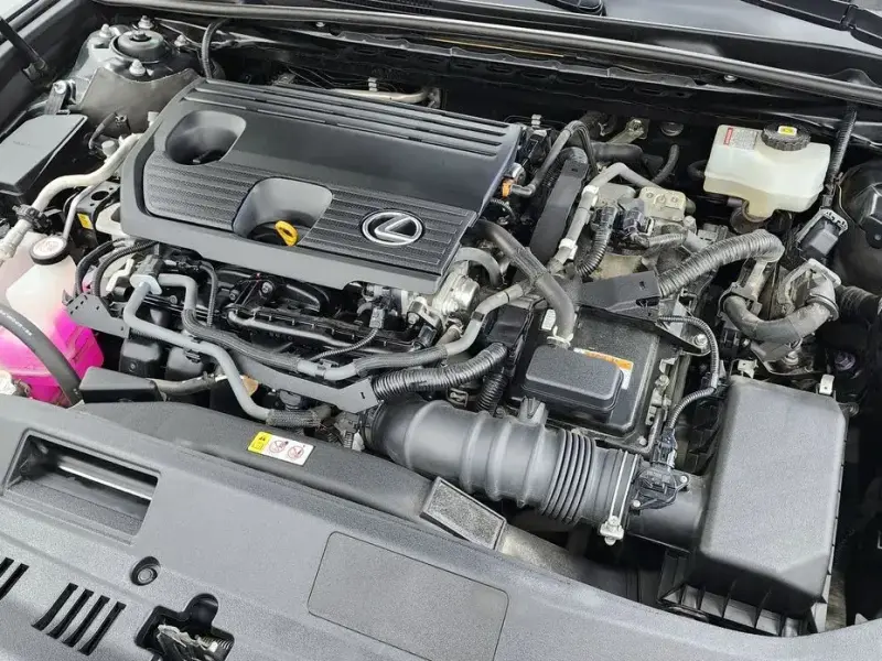2022 Lexus ES с пробегом 116 918 км
