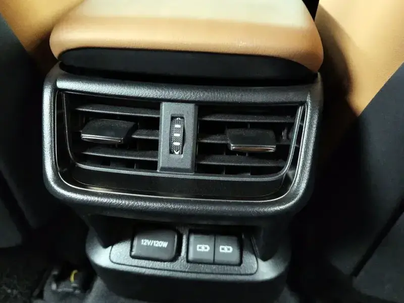 2022 Lexus ES с пробегом 116 918 км