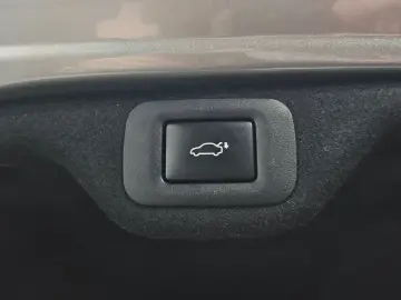 2022 Lexus ES с пробегом 44 419 км