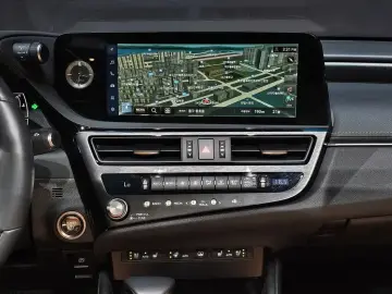 2023 Lexus ES с пробегом 31 831 км