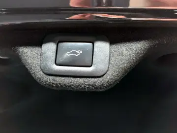2023 Lexus ES с пробегом 29 676 км