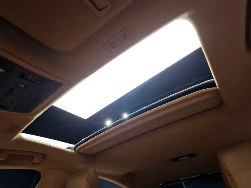 2023 Lexus ES с пробегом 31 831 км