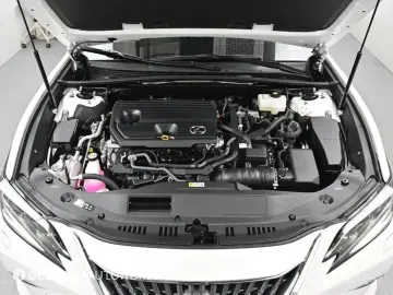2024 Lexus ES с пробегом 18 418 км