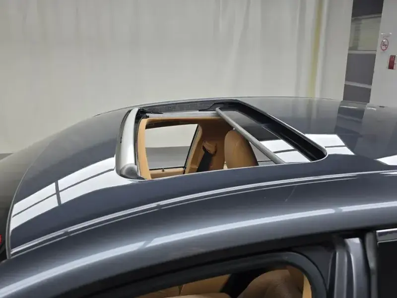 2022 Lexus ES с пробегом 43 012 км