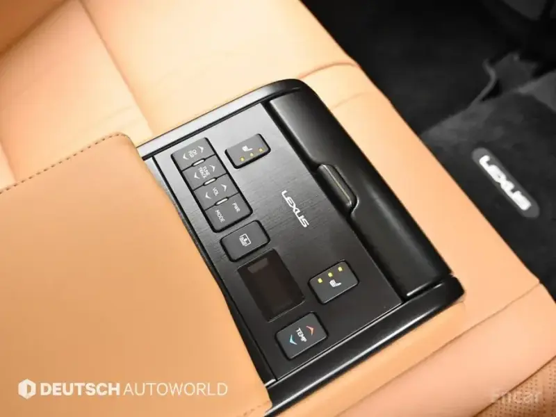 2024 Lexus ES с пробегом 18 418 км