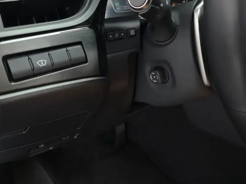 2024 Lexus ES с пробегом 37 267 км