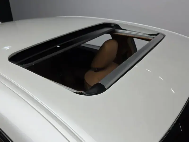 2024 Lexus ES с пробегом 37 267 км