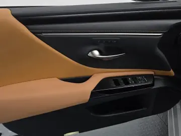 2024 Lexus ES с пробегом 37 267 км