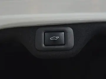 2024 Lexus ES с пробегом 37 267 км