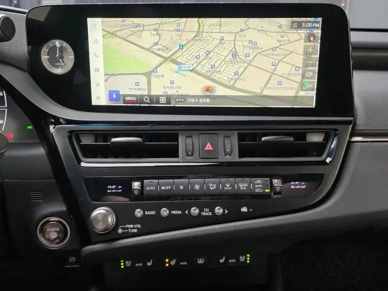 2023 Lexus ES с пробегом 43 564 км