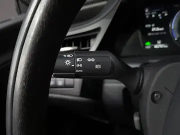 2024 Lexus ES с пробегом 42 751 км