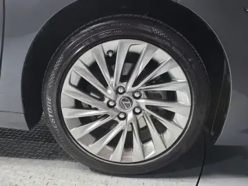 2024 Lexus ES с пробегом 42 751 км